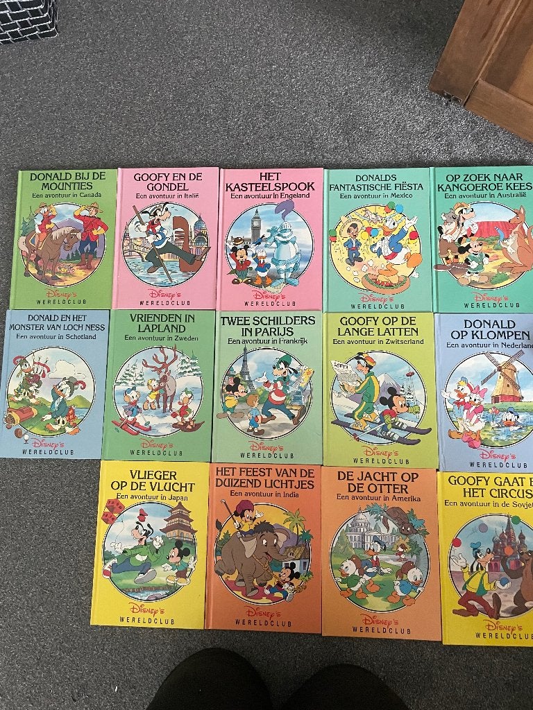 14 Disney’s wereldclub leesboeken, Ophalen of Verzenden, Zo goed als nieuw, Sprookjes