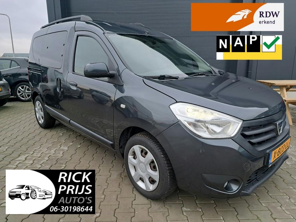 Dacia Dokker 1.2  115pk *83.000 Km* LUXE TYPE 2013 Grijs, Auto's, Dacia, Voorwielaandrijving, 4 cilinders, 57 €/maand, MPV