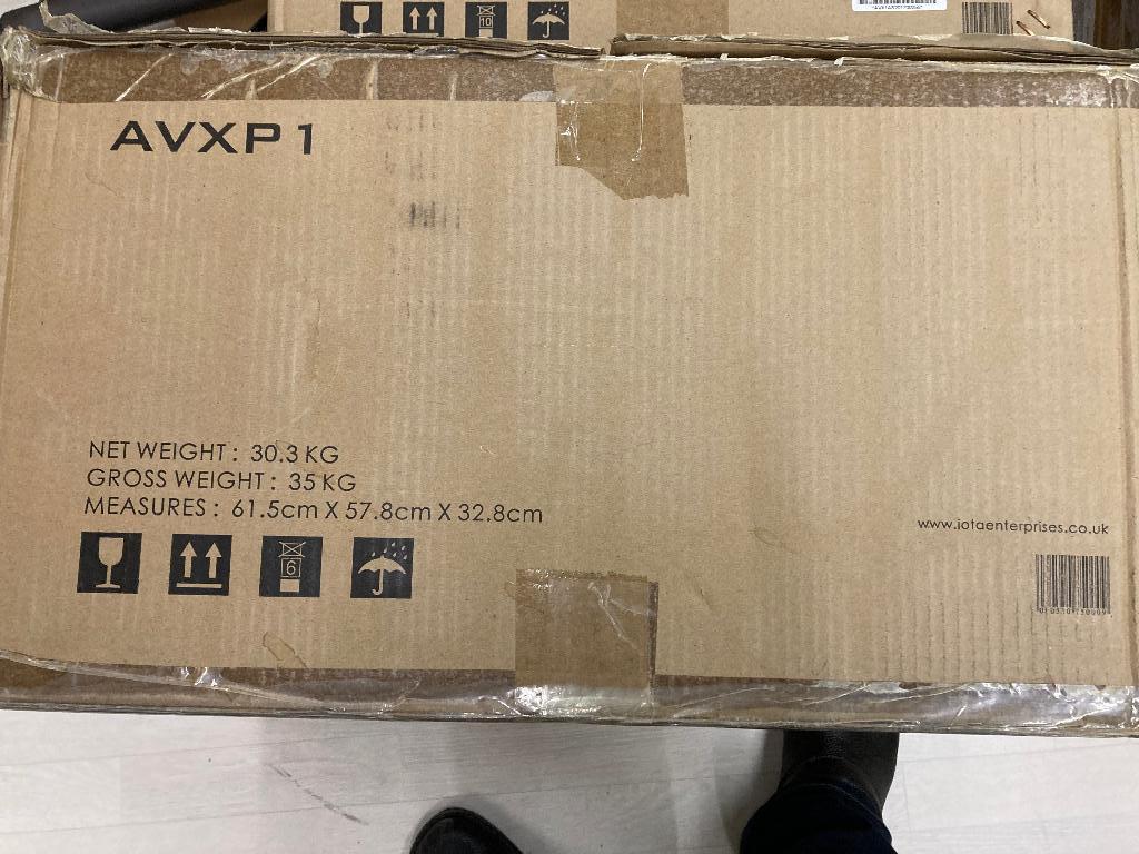 IOTAVX versterker+voorversterker en Alesis multimix - NIEUW, Overige systemen, Nieuw, 120 watt of meer, Ophalen