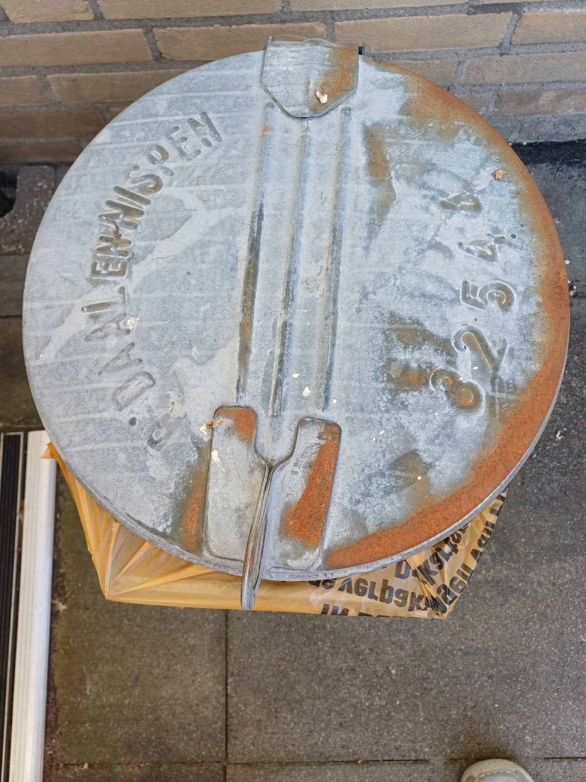 Vintage gegalvaniseerde afvalemmer met deksel, Ophalen of Verzenden