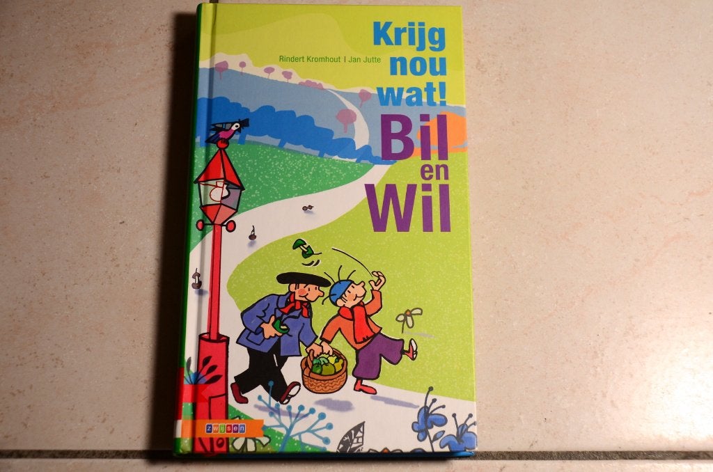 Maan Roos Vis Meegroeiboek Krijg nou wat! Bil en Wil, Boeken, Ophalen of Verzenden, Zo goed als nieuw, Fictie algemeen