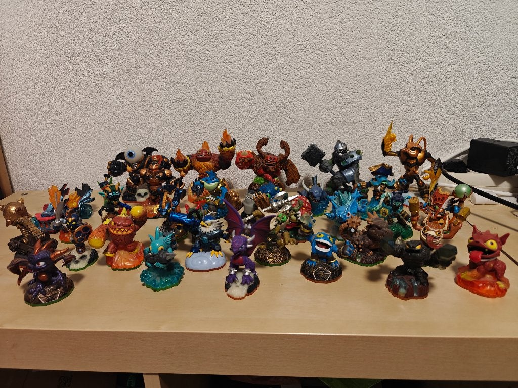 Losse Skylanders + Portal, Spelcomputers en Games, Games | Nintendo Wii, Avontuur en Actie, Gebruikt, 1 speler, Eén computer