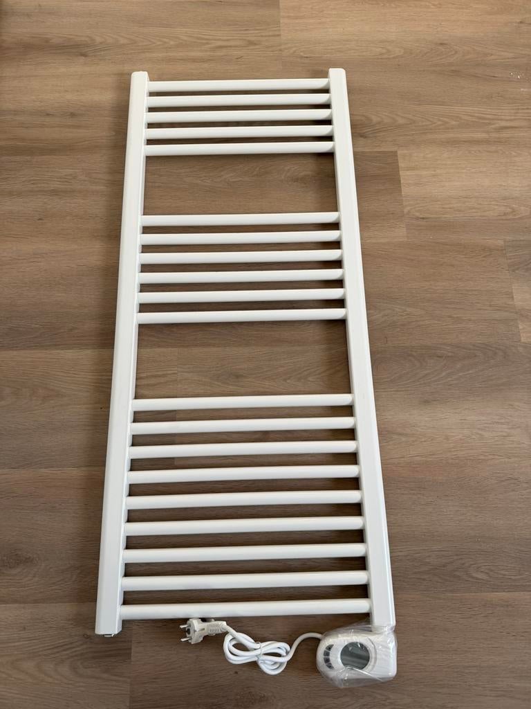 DRL E-Comfort LISA EcoDesign elektrische handdoekradiator, Ophalen, Radiator, Nieuw, Minder dan 60 cm