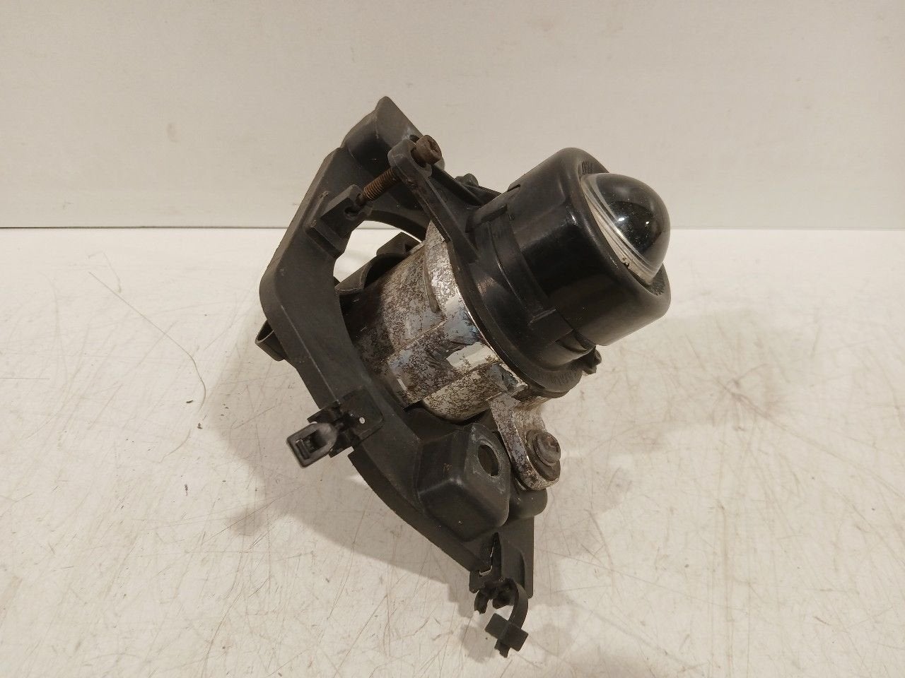 Mistlamp links Fiat 500, Van der Ven Autorecycling B.V., Gebruikt, Ettenseweg 76, 4706 PB Roosendaal, The Netherlands, Herkomst onderdeel bekend