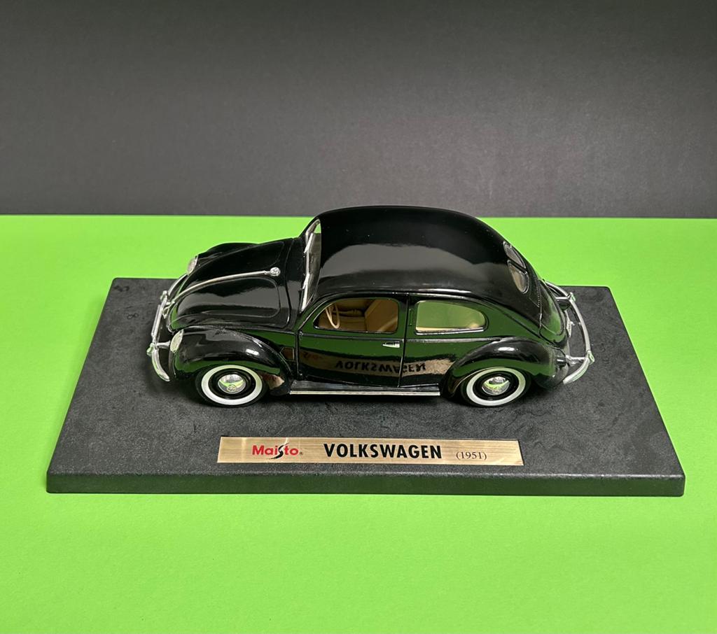 Maisto Volkswagen Kever (1951) - Zwart, Hobby en Vrije tijd, Modelauto's | 1:18, Ophalen of Verzenden, Gebruikt, Auto, Maisto