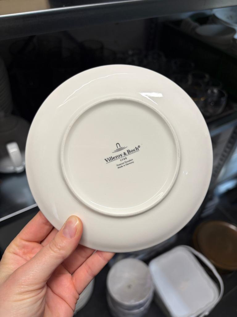 38 Villeroy & Boch gebaksbordjes, Ophalen, Gebruikt, Bord(en), Effen