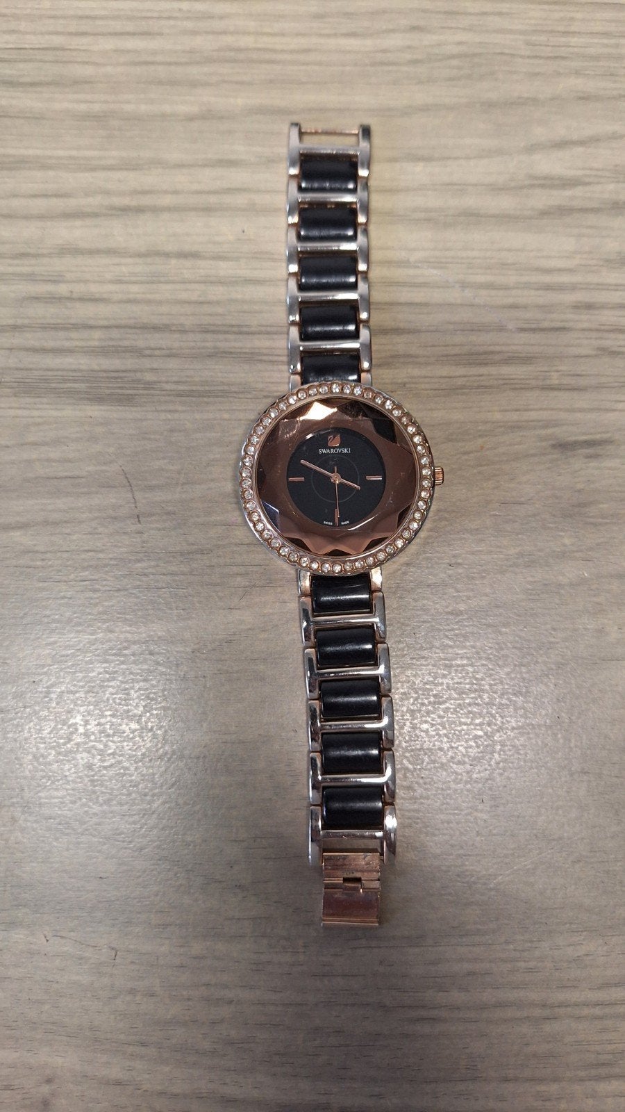 Swarovski Polshorloge - Roségoud met Strass, Overige merken, Staal, Ophalen of Verzenden, Zo goed als nieuw