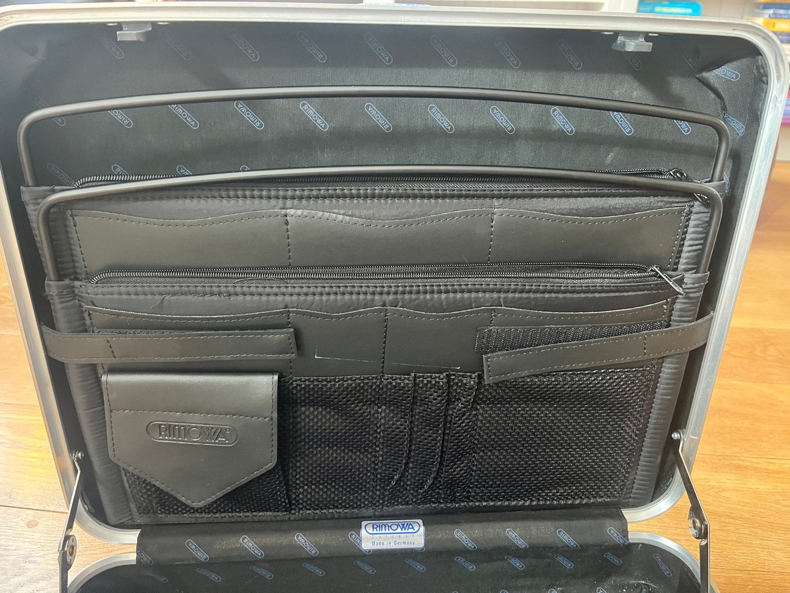Rimowa Attachékoffer in goede staat, Ophalen, Slot, Minder dan 50 cm, Zo goed als nieuw
