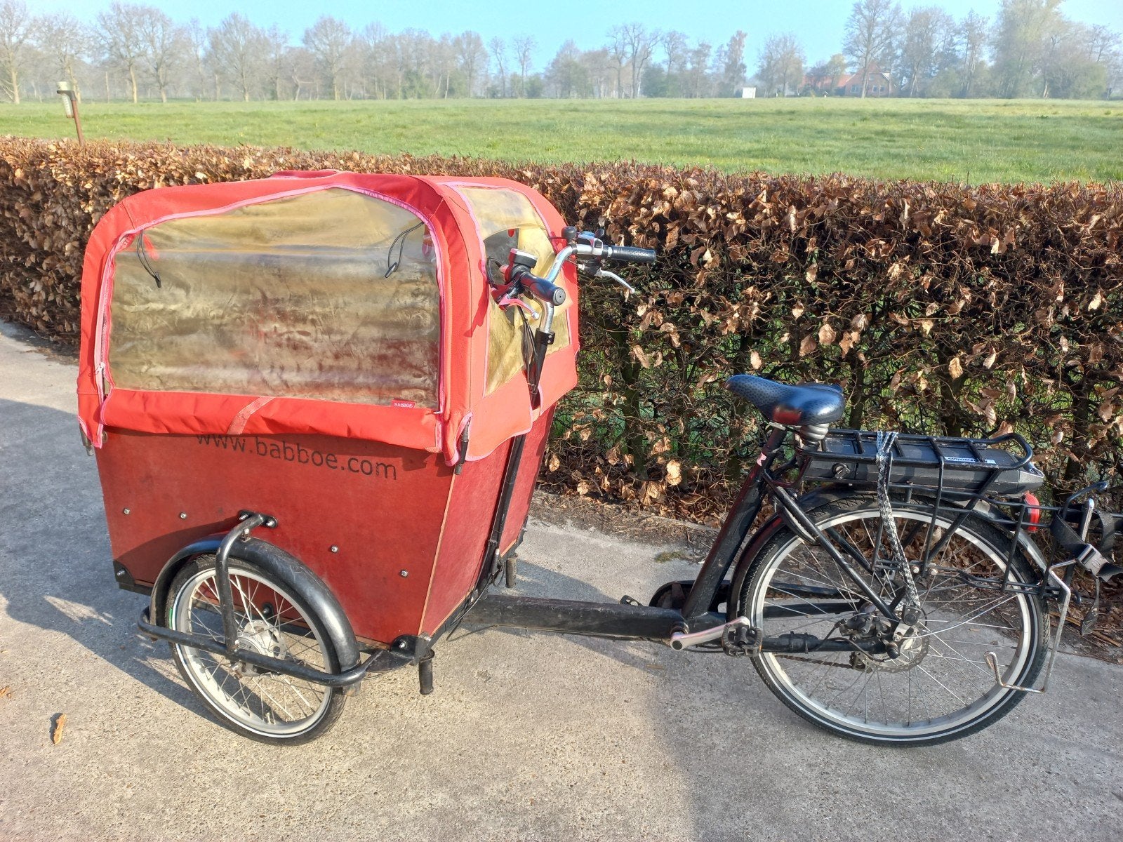 Babboe big E bakfiets met huif en elektrische ondersteuning, Fietsen en Brommers, Fietsen | Bakfietsen, Gebruikt, Overige merken