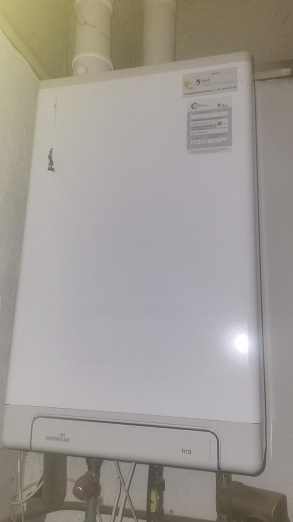Intergas ketel Kompakt Solo H + 120L boiler compleet werkend, 30 tot 80 cm, Gebruikt, Cv-ketel of Combi-ketel, Minder dan 60 cm