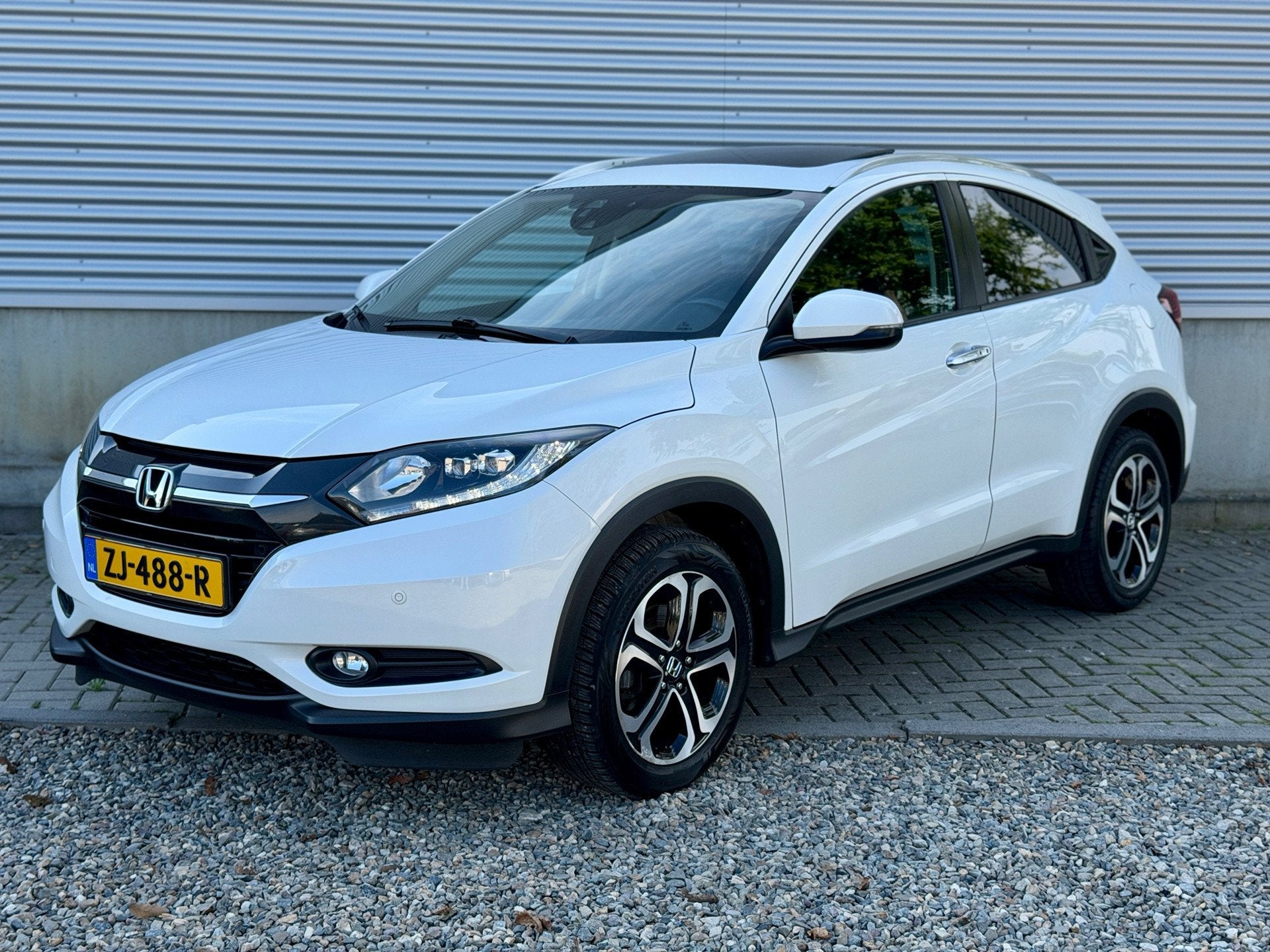 Honda HR-V 1.5 i-VTEC Executive automaat |Pano, Keyless deal, Wit, Bedrijf, 19 km/l, 1000 kg