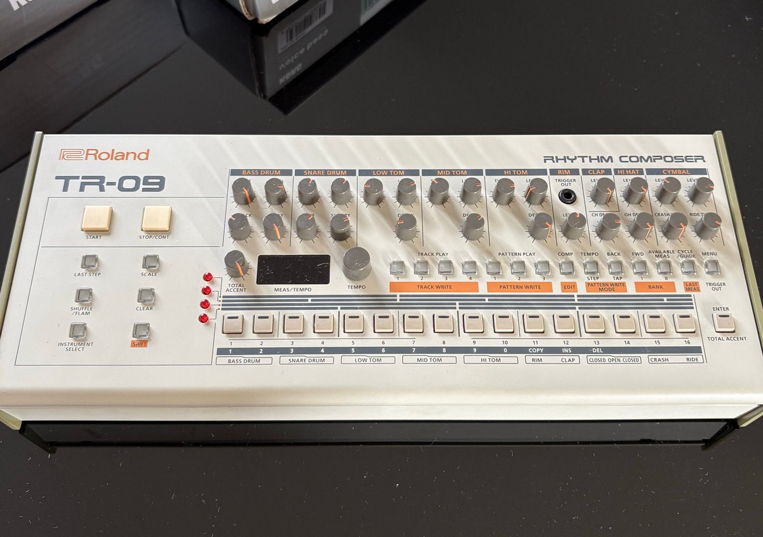 Roland TR-09 Rhythm Composer - Zo goed als nieuw, Muziek en Instrumenten, Ophalen of Verzenden, Zo goed als nieuw, Roland