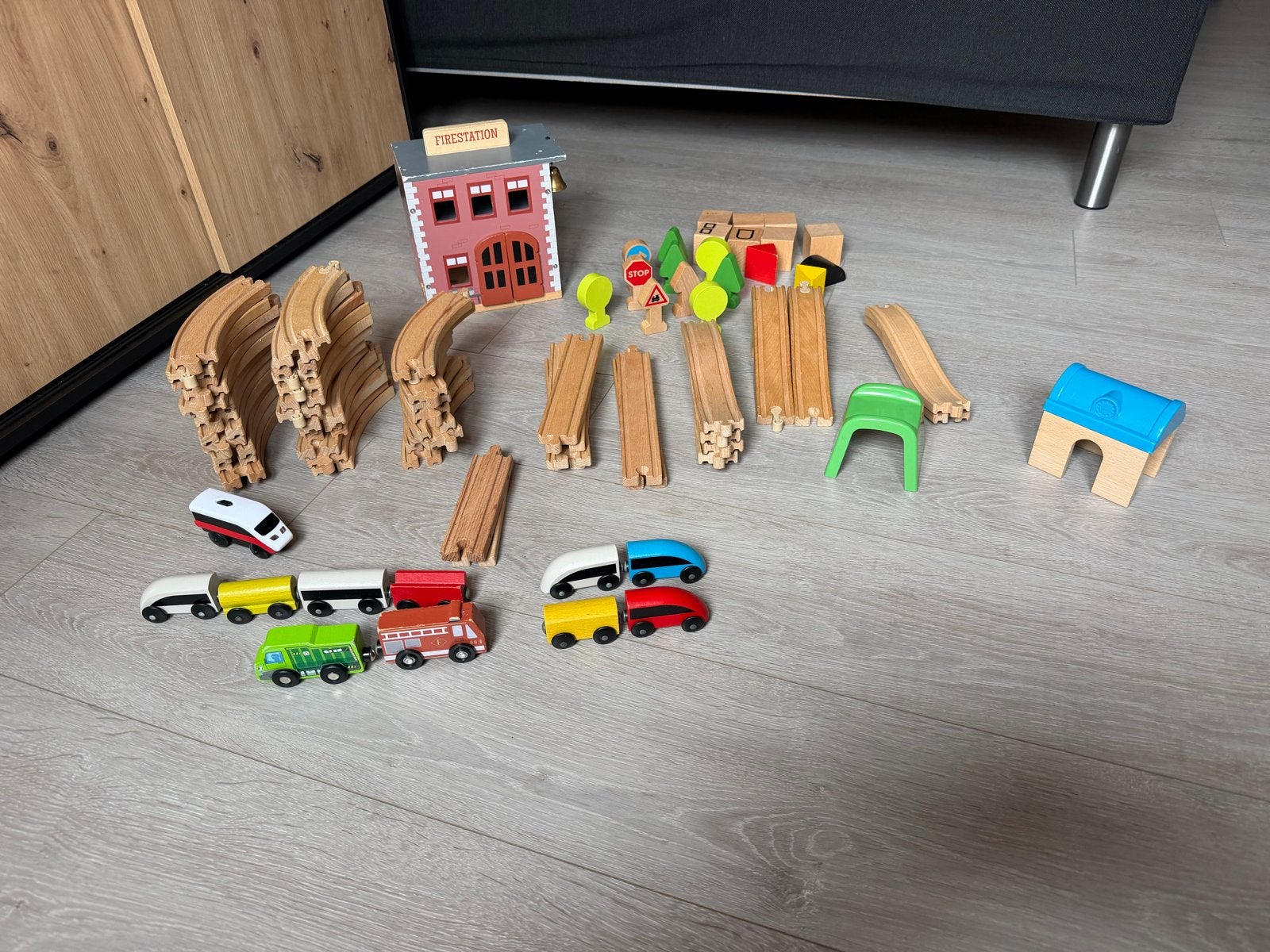 Grote Houten Treinbaan Set met Accessoires, Ophalen, Gebruikt