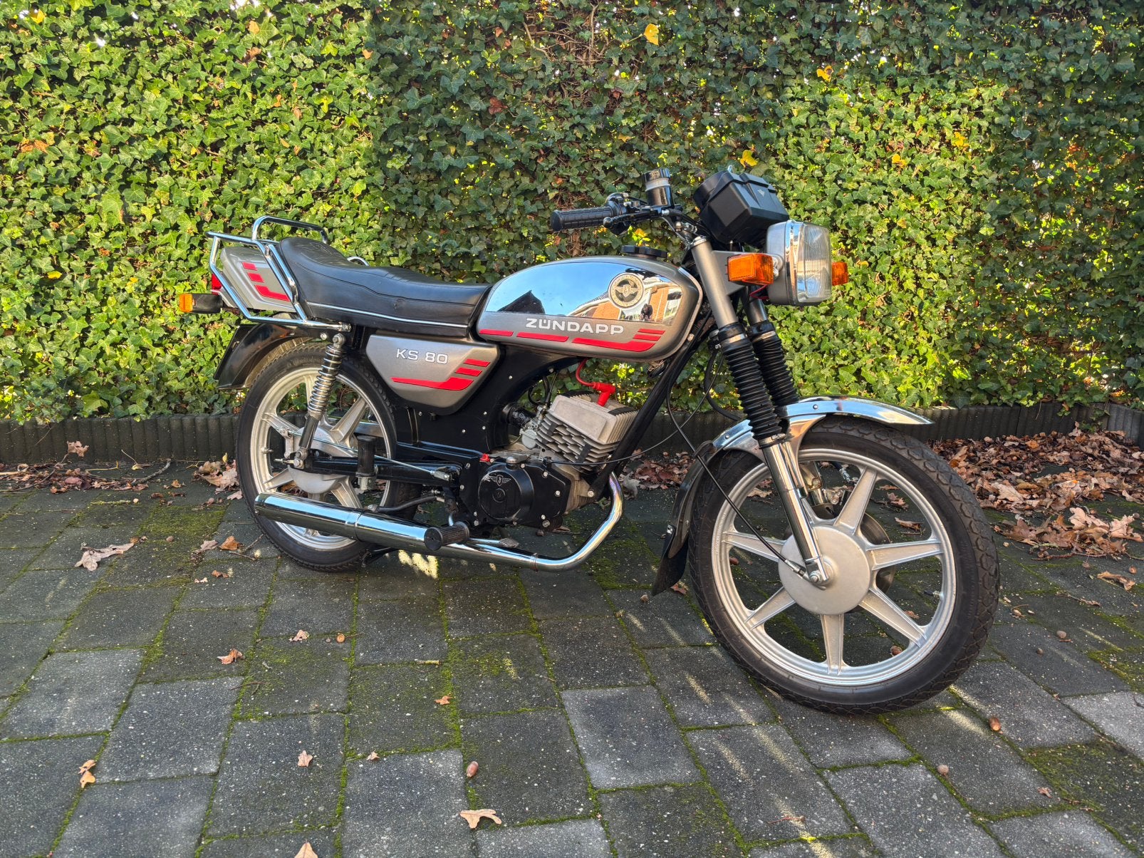 Nette ks80 te koop, Fietsen en Brommers, Ophalen, Overige modellen, Maximaal 45 km/u, Zo goed als nieuw
