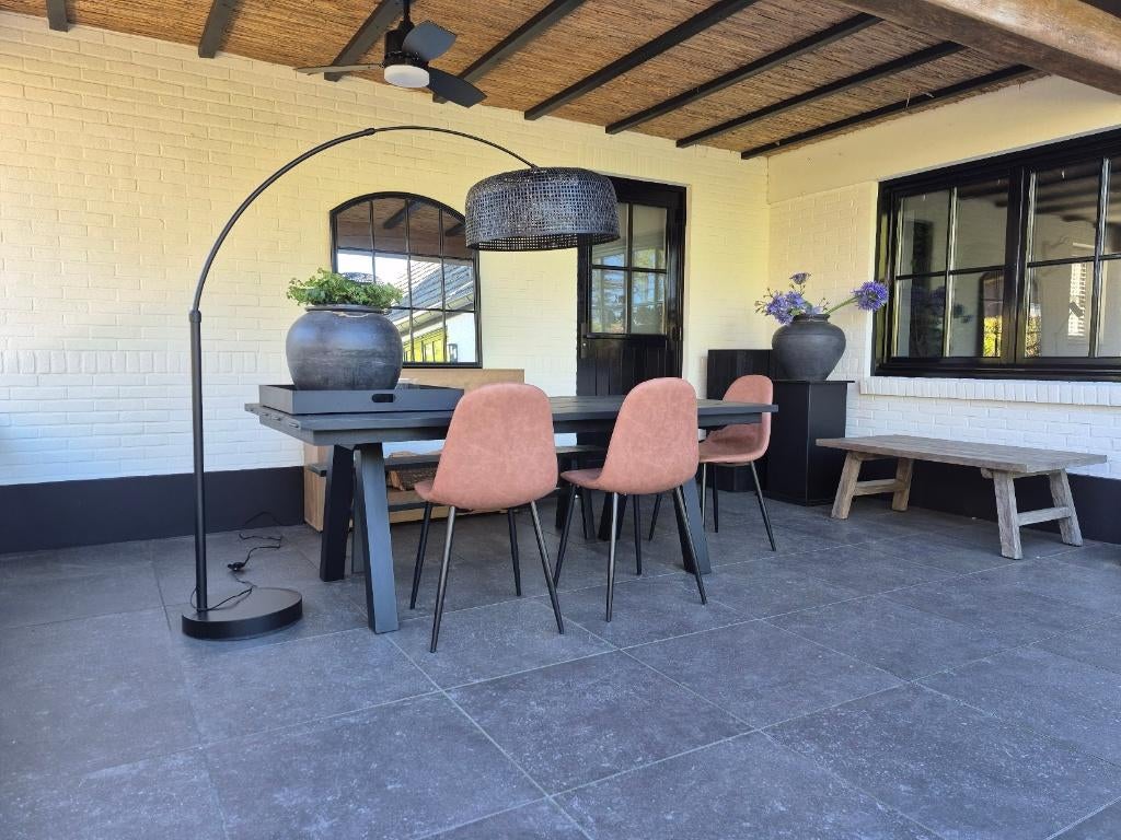 complete eetkamer met console tafel (schouw) en spiegel, Ophalen, Zo goed als nieuw, Industrieel, basis, stoer, Minder dan 4 stoelen