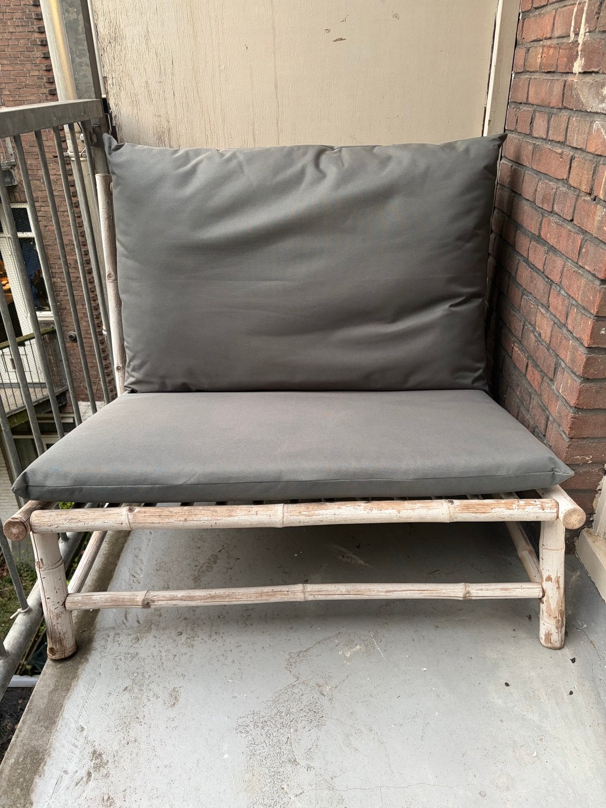 Bamboe balkonbank / tuinbank met outdoor kussens - xenos, Ophalen, Gebruikt, Rotan