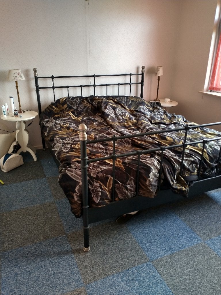 Tweepersoonsbed Ikea zwart, Ophalen, Gebruikt, Zwart, Romantisch