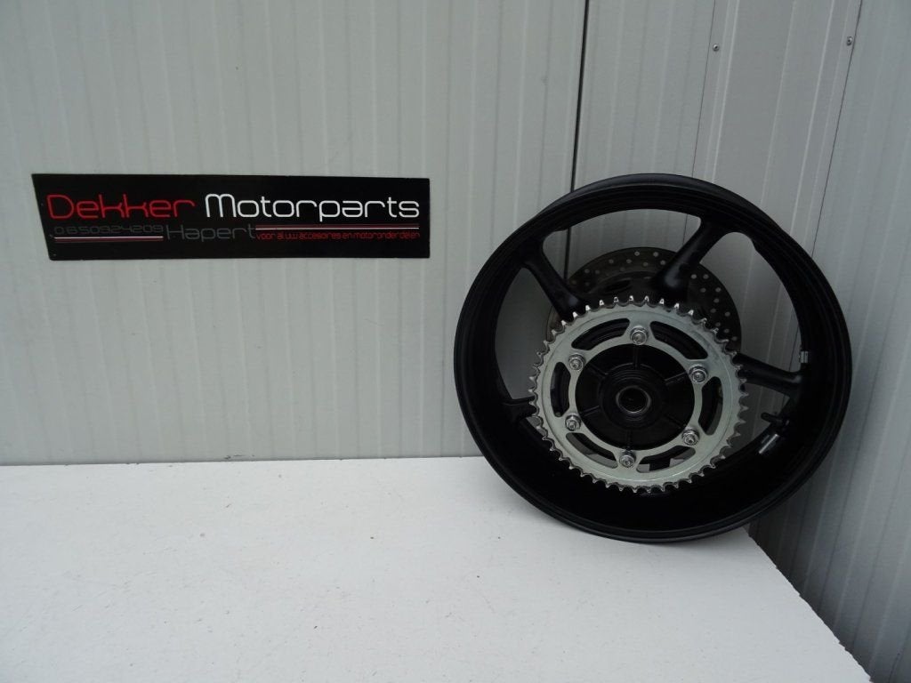 Compleet Achterwiel Achter velg Yamaha FZ8 / Fazer 800 2010, Motoren, Onderdelen | Yamaha, Gebruikt, -, -, Ophalen of Verzenden