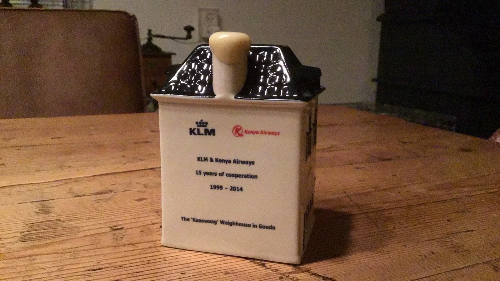 Ruilen KLM Kaaswaag Kenia+zilver munt v.Scheepvaartmuseum, Ophalen of Verzenden, Zo goed als nieuw, 1 t/m 20
