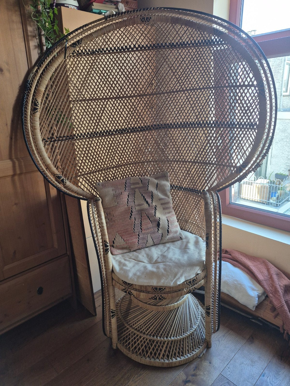 Vintage Rotan Pauwenstoel - Bohemian Stijl, Huis en Inrichting, Ophalen, Gebruikt, Overige kleuren, Riet of Rotan