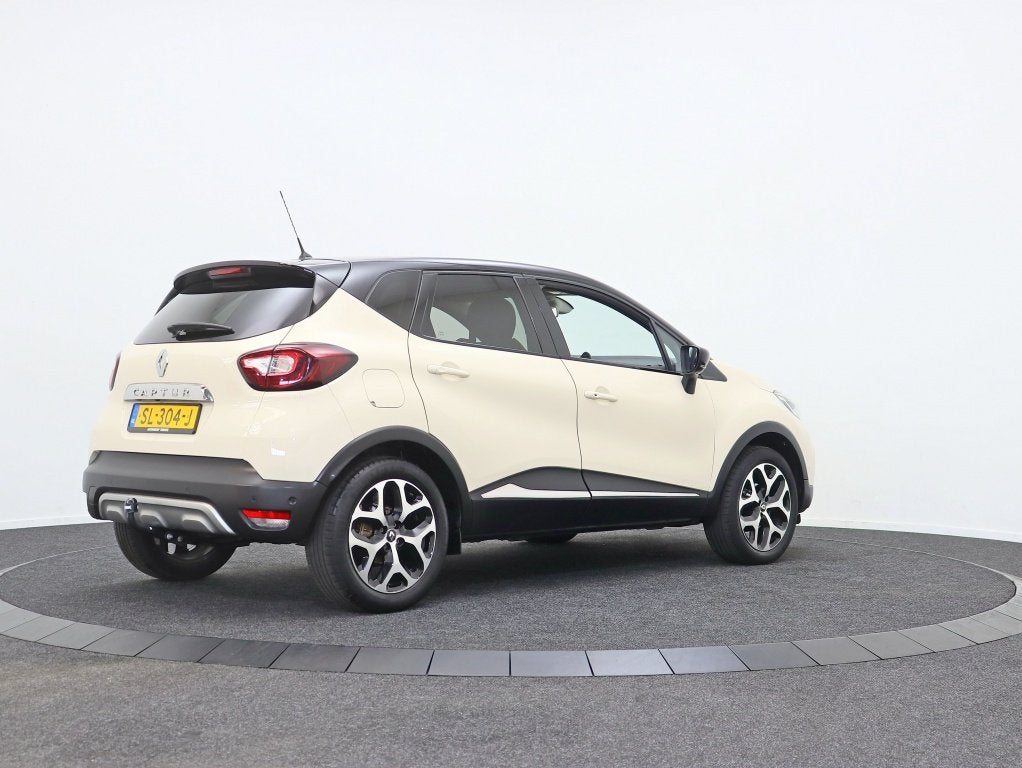 Renault Captur 0.9 TCe Intens | Trekhaak | Navigatie | Zwart, Auto's, Voorwielaandrijving, 898 cc, Stof, Gebruikt