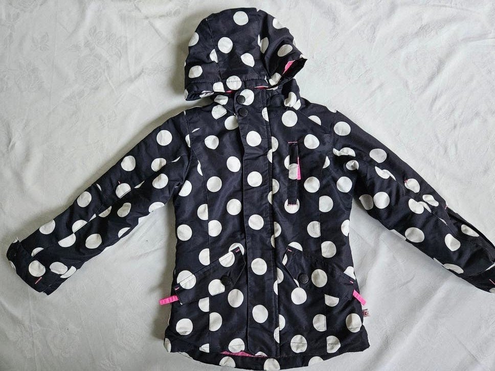 Leuke winter(sport)jas met stippen en roze fleece voering, Ophalen of Verzenden, Gebruikt, Onbekend, Jongen of Meisje