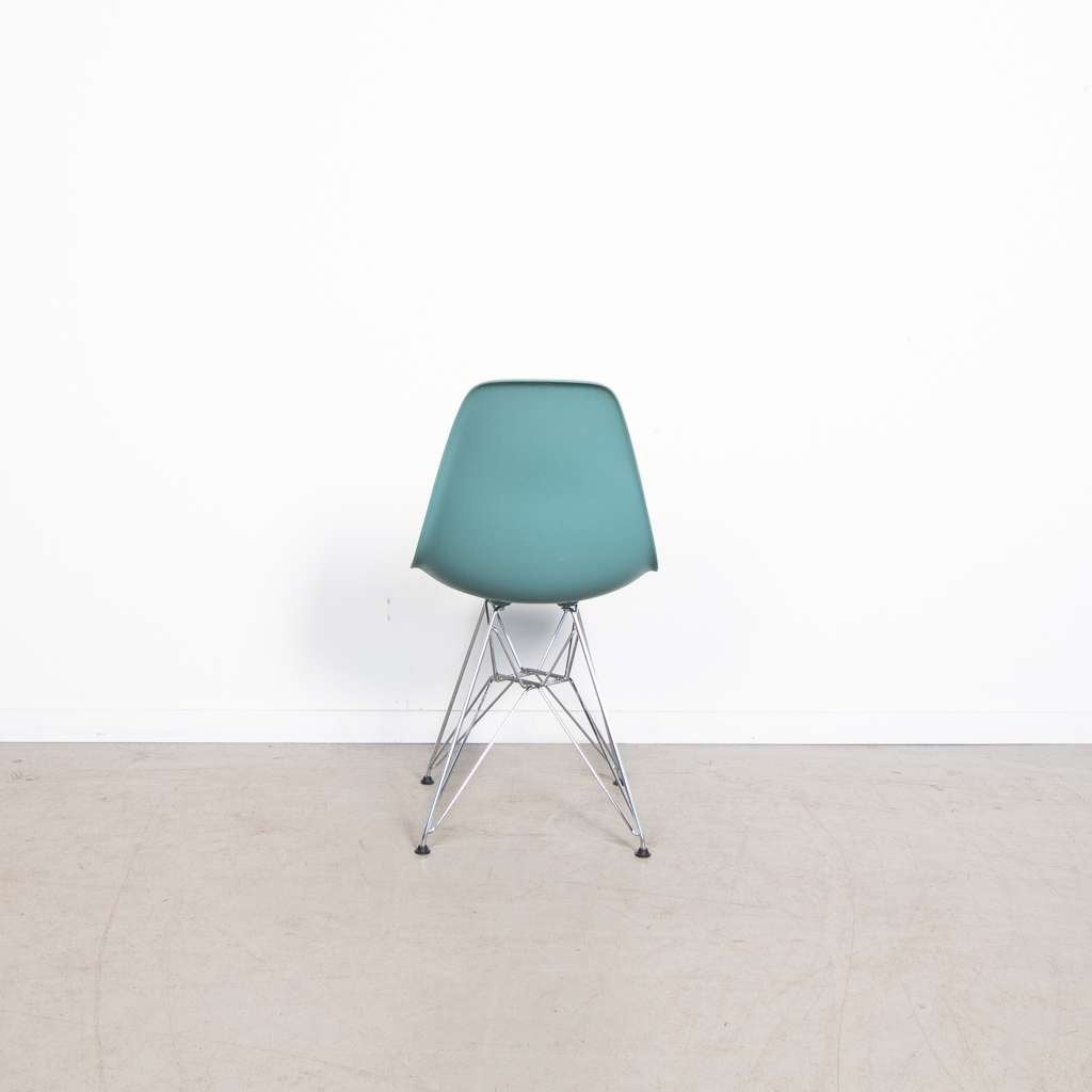 12x Vitra Eames DSR Stoel Lichtblauw Kunststof – Chroom, Niet ingevuld, Kunststof, Overige kleuren, Niet ingevuld