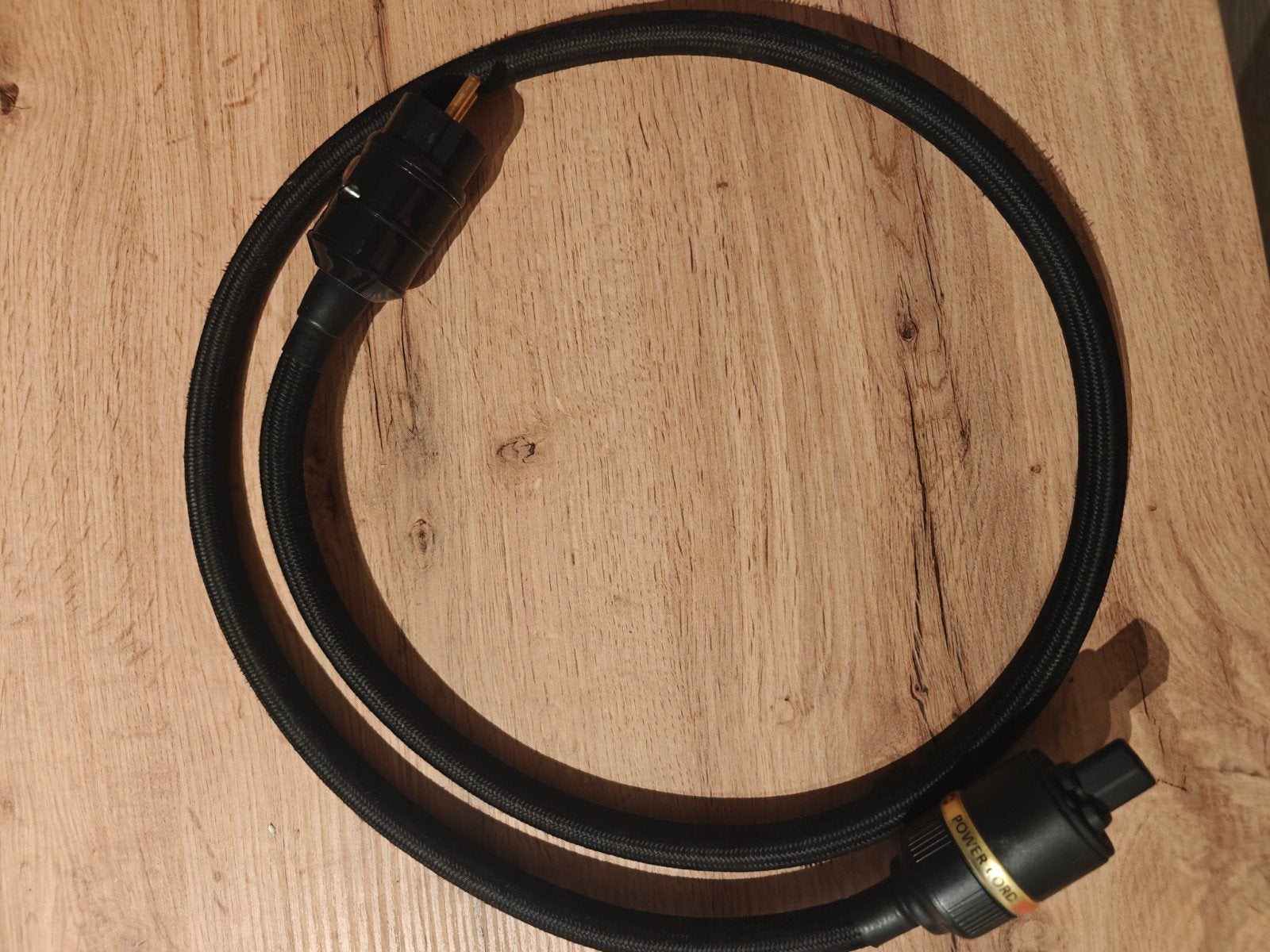 Kemp reference powercord 1,5 meter c13, Audio, Tv en Foto, Audiokabels en Televisiekabels, Ophalen of Verzenden, Minder dan 2 meter