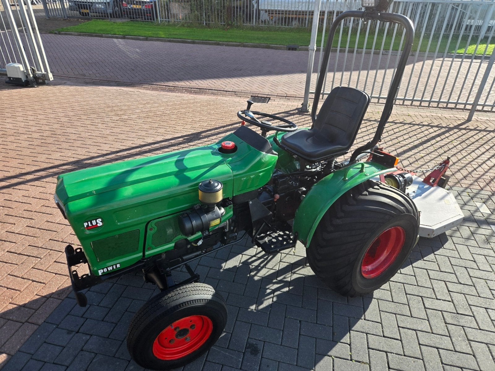 zitmaaier yanmar diesel met bloter trekker, Tuin en Terras, Ophalen, 50 cm of meer, Versnellingen