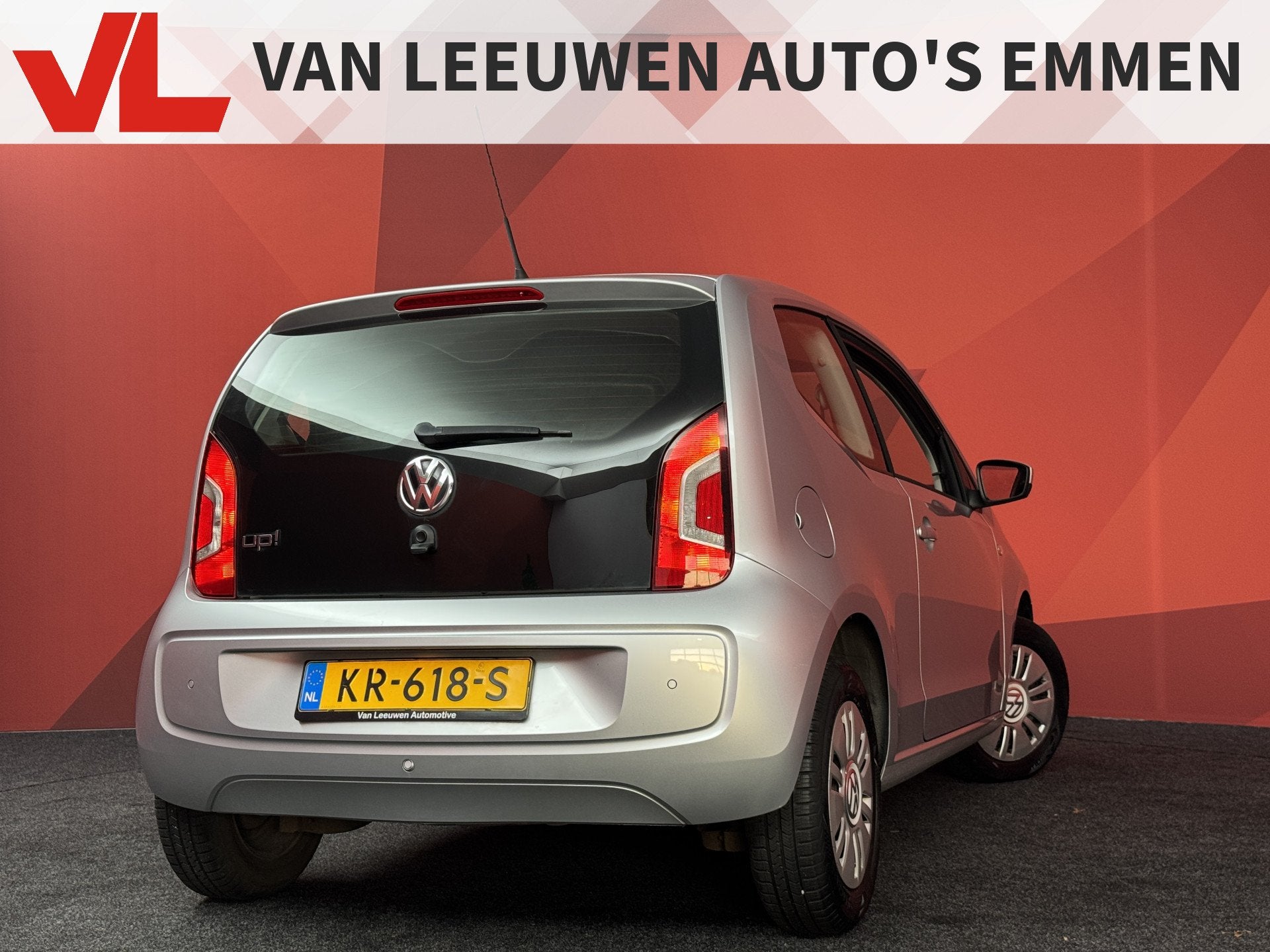 Volkswagen up! 1.0 high up! BlueMotion | Cruise | Airco | El, Auto's, Volkswagen, Voorwielaandrijving, Euro 5, Stof, Gebruikt