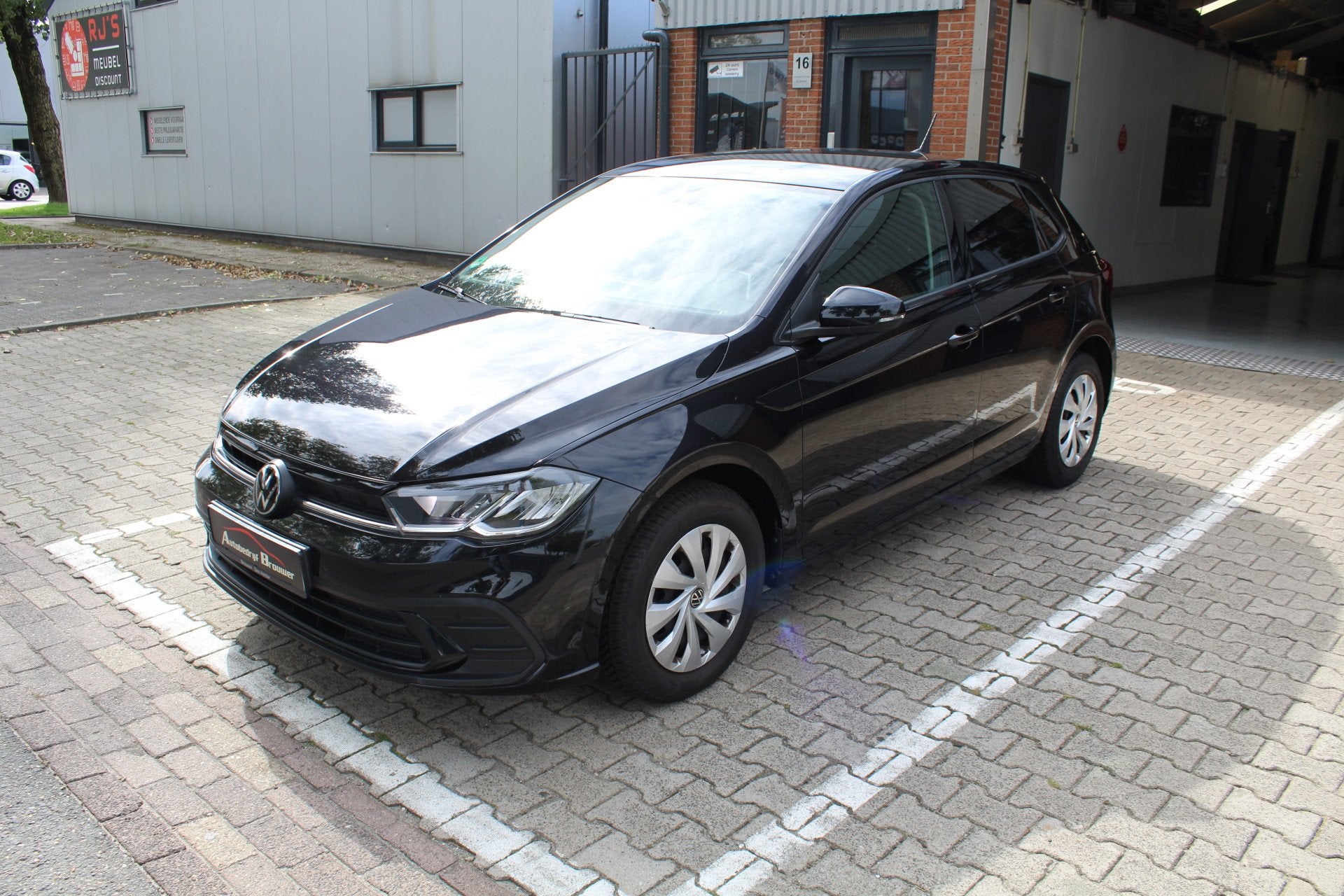 Volkswagen Polo 1.0 TSI Life 7-DSG automaat | Keyless Entry, Stof, Gebruikt, Zwart, Bedrijf