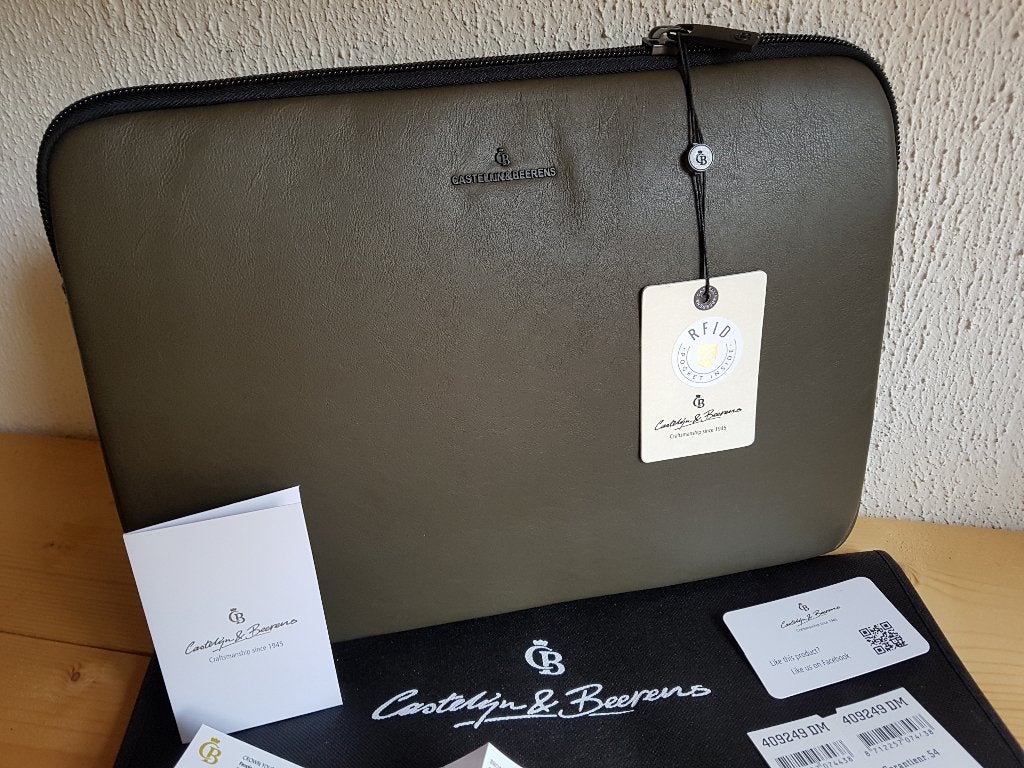 Castelijn & Beerens Laptop hoes 15.6 inch Nappa leer. Nieuw, Computers en Software, Verzenden, 15 inch, Nieuw, Castelijn&Beerens