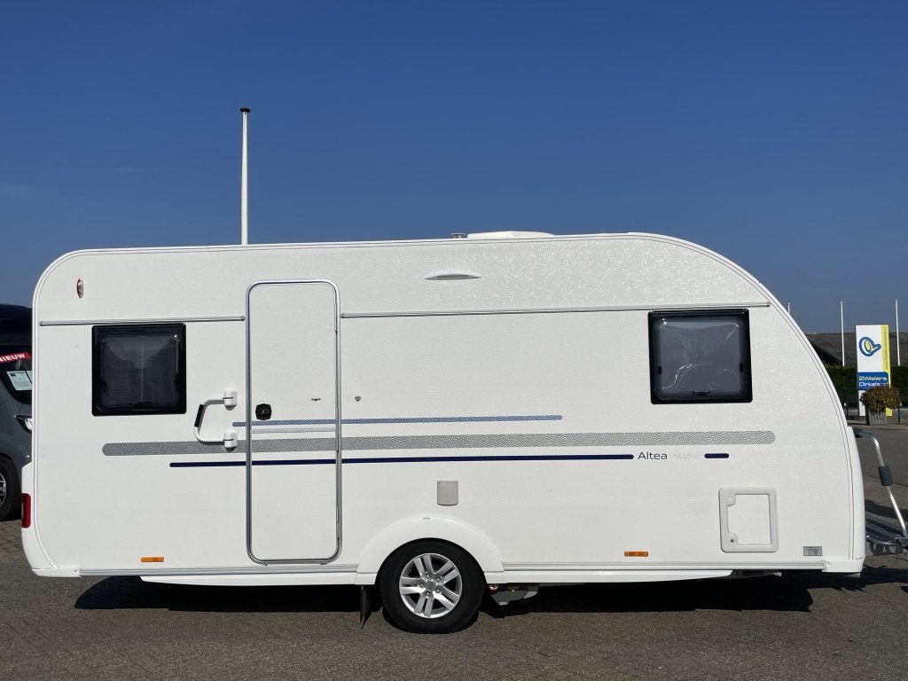 Adria Altea 462 PU AIRCO/MOVER/TENT/FIETSEND, Caravans en Kamperen, Caravans, Rondzit, Bedrijf, 4 tot 5 meter, Tot en met 4