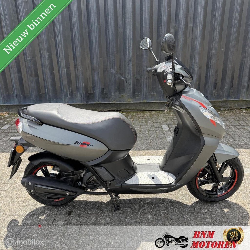 Peugeot Snorscooter Kisbee RS, Fietsen en Brommers, Snorfietsen en Snorscooters, Gebruikt, Benzine, Peugeot