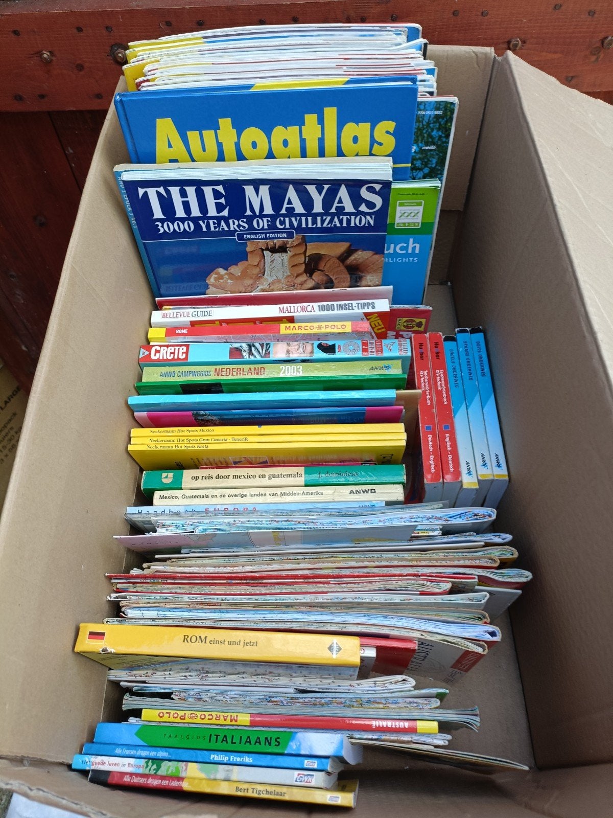 Groot pakket Atlassen, Reisboeken en Landkaarten, Boeken, Ophalen of Verzenden, Gelezen