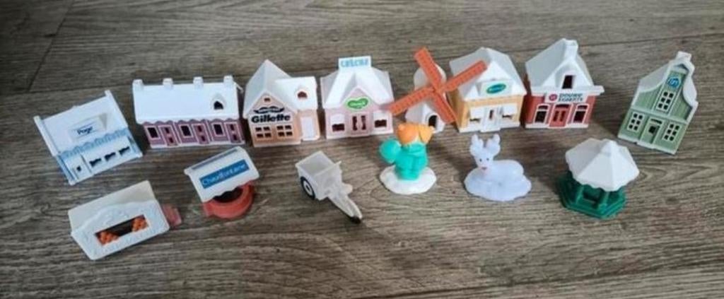 ❇️14 keer AH winterdorp❇️, Verzamelen, Supermarktacties, Albert Heijn, Verzenden