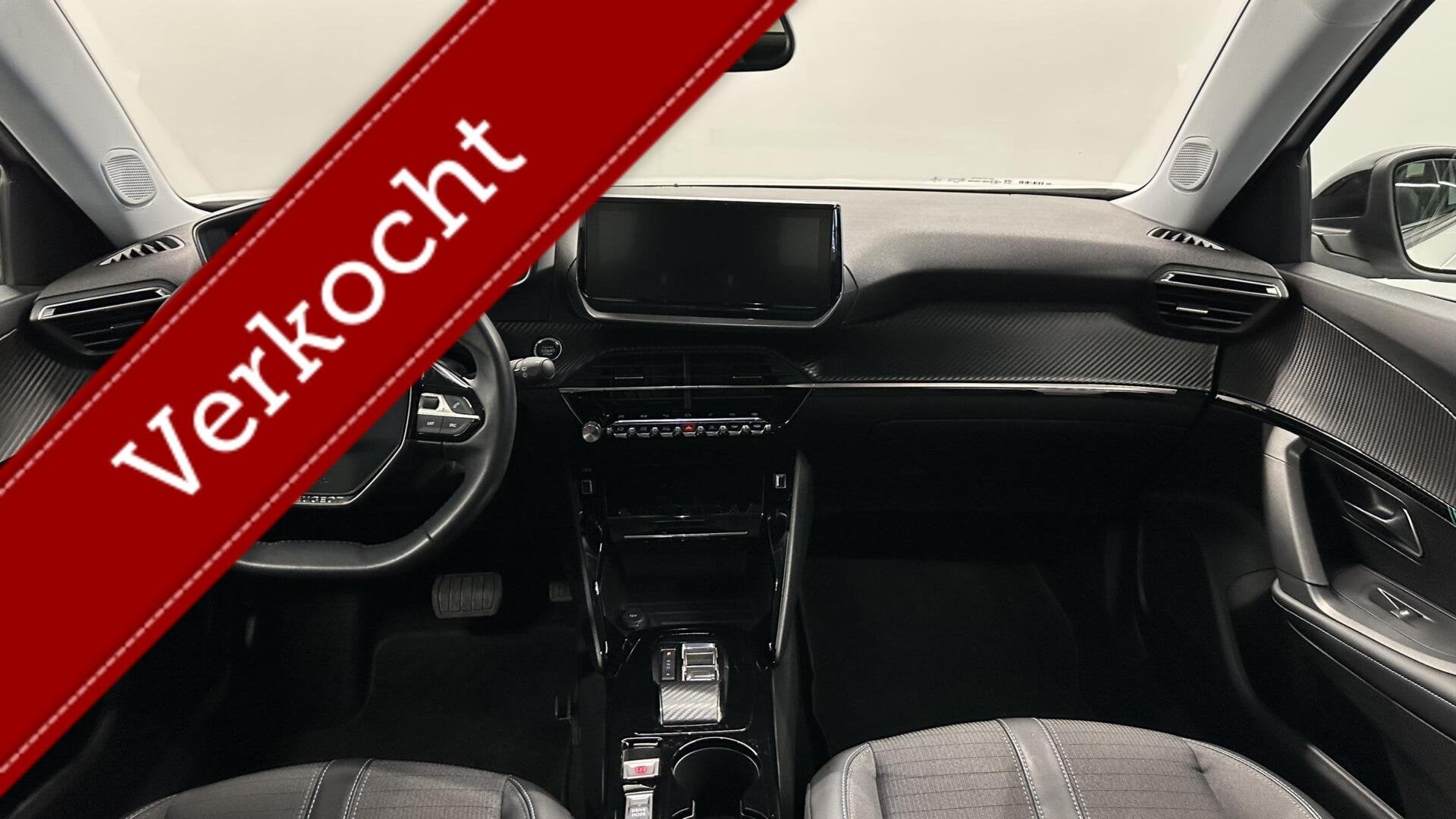 Peugeot e-2008 EV Allure Pack 50 kWh 93%SOH 3 FASE CAMERA EC, Auto's, 136 pk, Gebruikt, Zwart, Met garantie (alle)