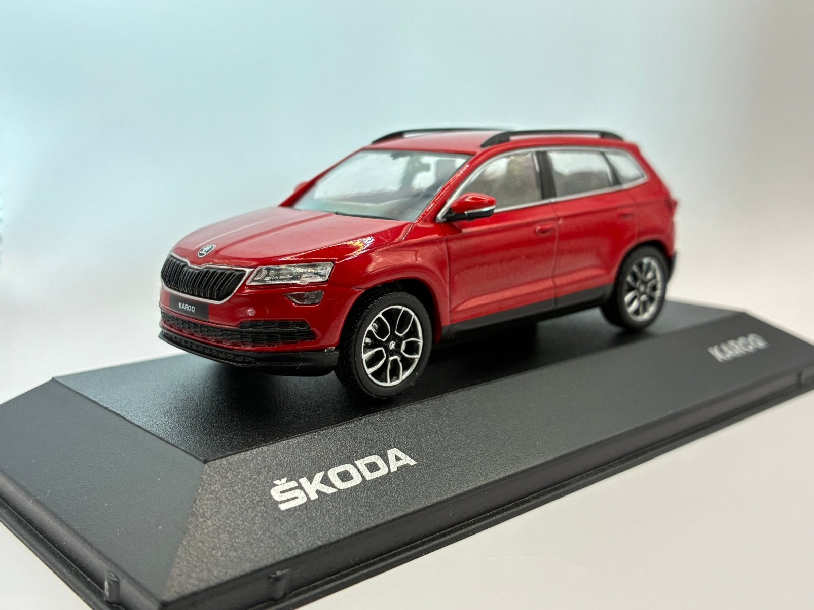 Skoda Karoq (Type NU 7) 2018 - iScale, Ophalen of Verzenden, Zo goed als nieuw, Auto, Overige merken