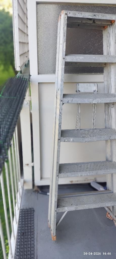 Gratis oude ijzer aluminium trap, Ophalen, Gebruikt, Aluminium