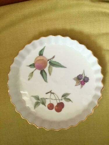 Royal Worcester England porselein vlaai quiche bord, Ophalen, Overige merken, Landelijk/Boerenbont, Zo goed als nieuw