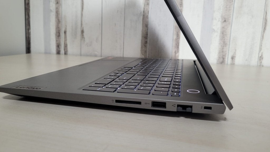 Foto 5 van Lenovo ThinkBook 15 G4 | Ryzen 5 5625U | 16GB Ram |2GB Video