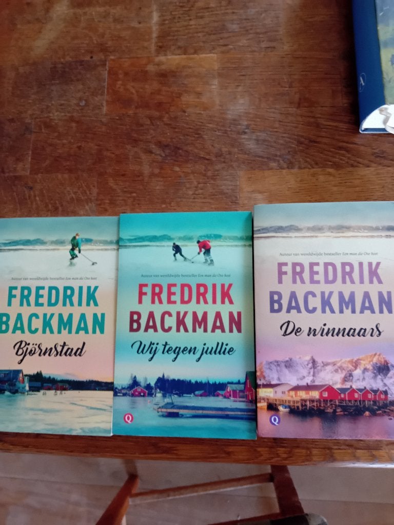 Trilogie Björnstad, Frederik Backman., Boeken, Ophalen of Verzenden, Zo goed als nieuw, Nederland