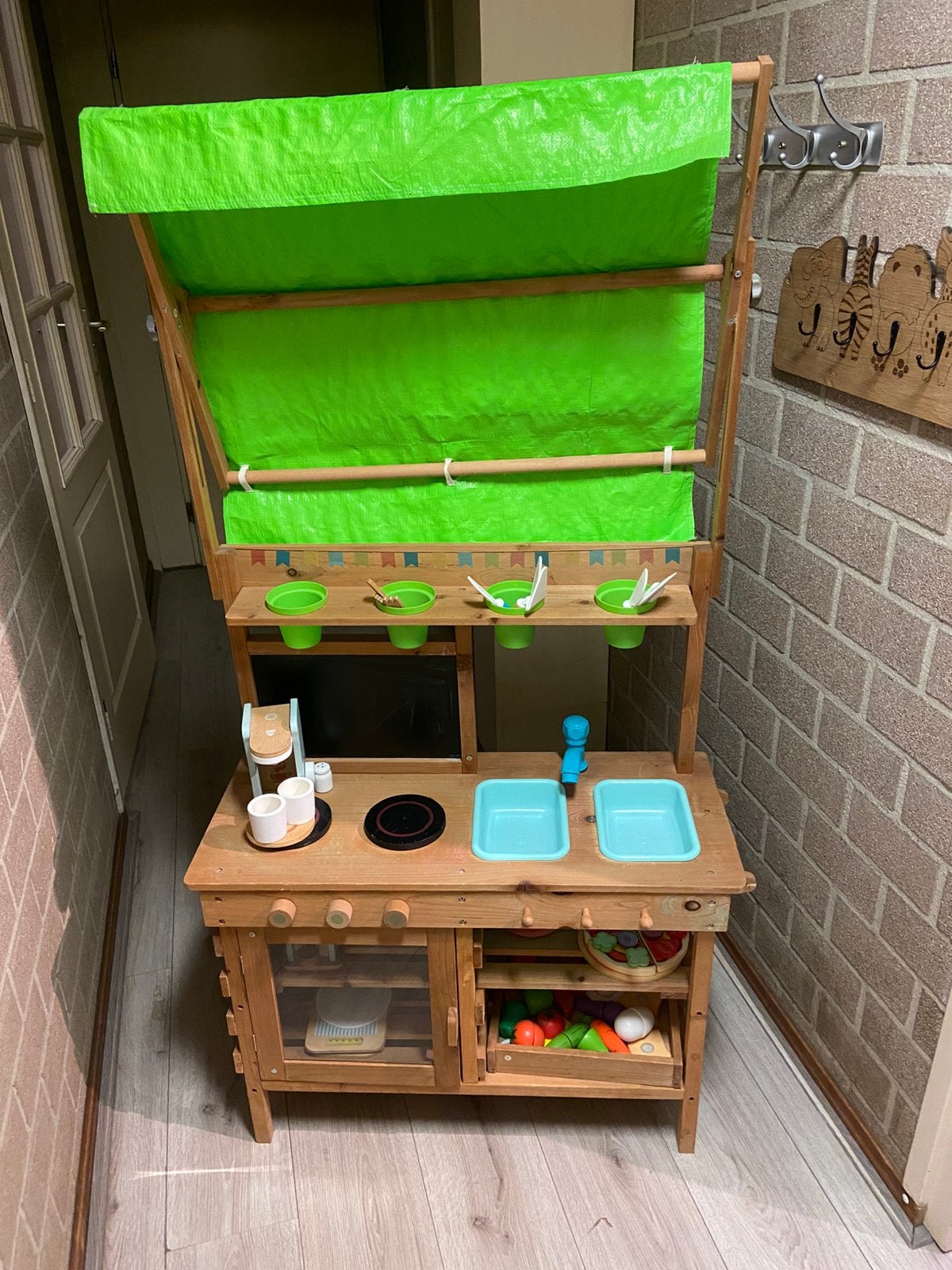 Houten speel keukentje voor kids, Ophalen, Zo goed als nieuw