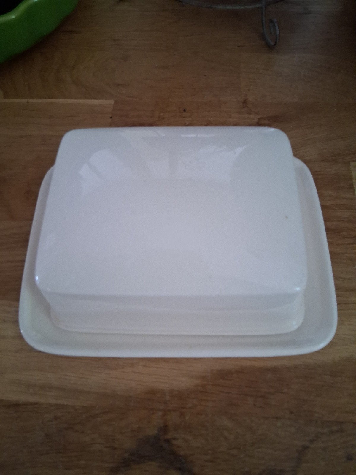 Witte Kerry Ironstone botervloot - Made in Ireland, Gebruikt, Overige merken, Overige typen, Ophalen of Verzenden