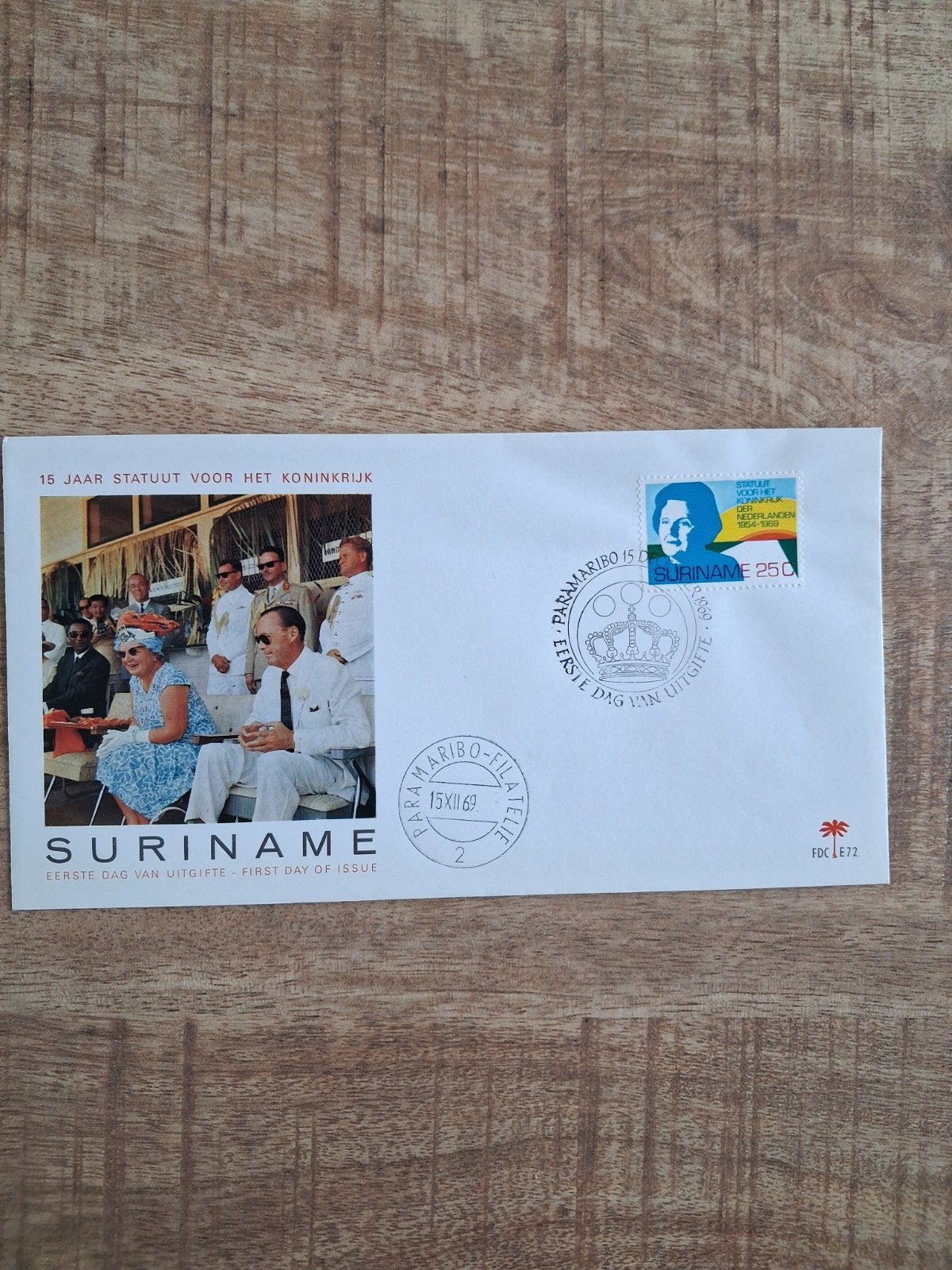 Suriname FDC 15 jaar Statuut voor het Koninkrijk, Ophalen of Verzenden, Zo goed als nieuw, Nederland, Kaart, Foto of Prent