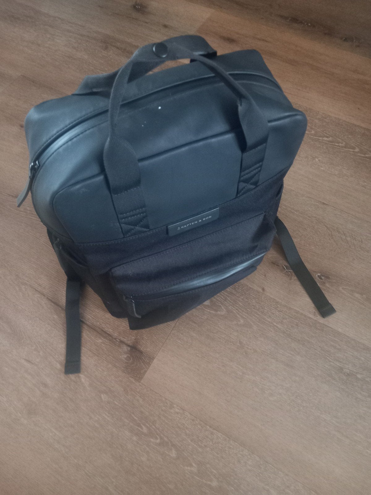 Kapten & Son rugzak - Zwart, zo goed als nieuw, Ophalen of Verzenden, Zo goed als nieuw, 25 tot 40 cm, Overige merken