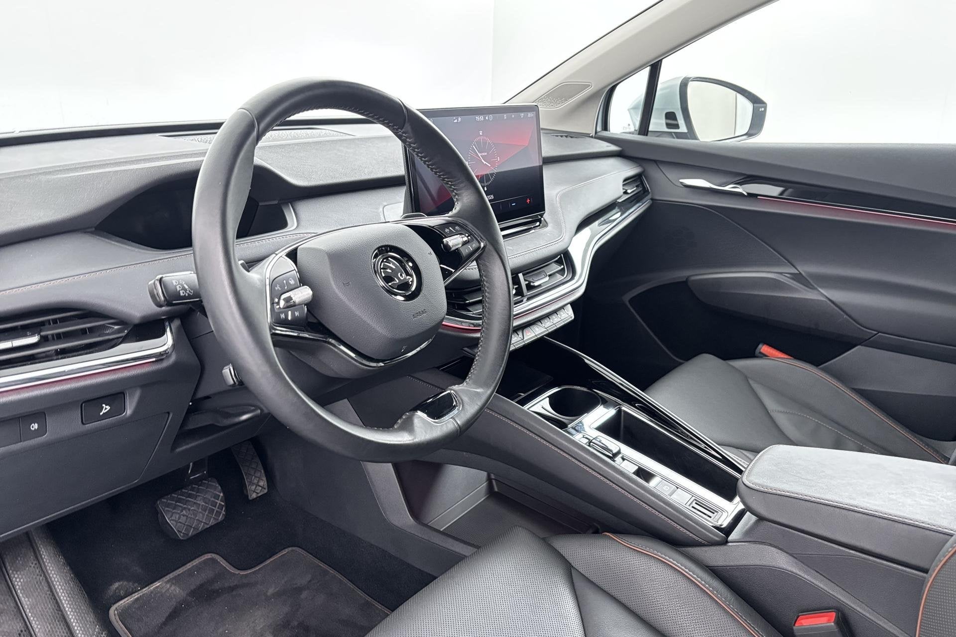 Skoda Enyaq iV 80 Ruime elektrische SUV met luxe assistentie, Auto's, Achterwielaandrijving, Gebruikt, 80 kWh, 204 pk