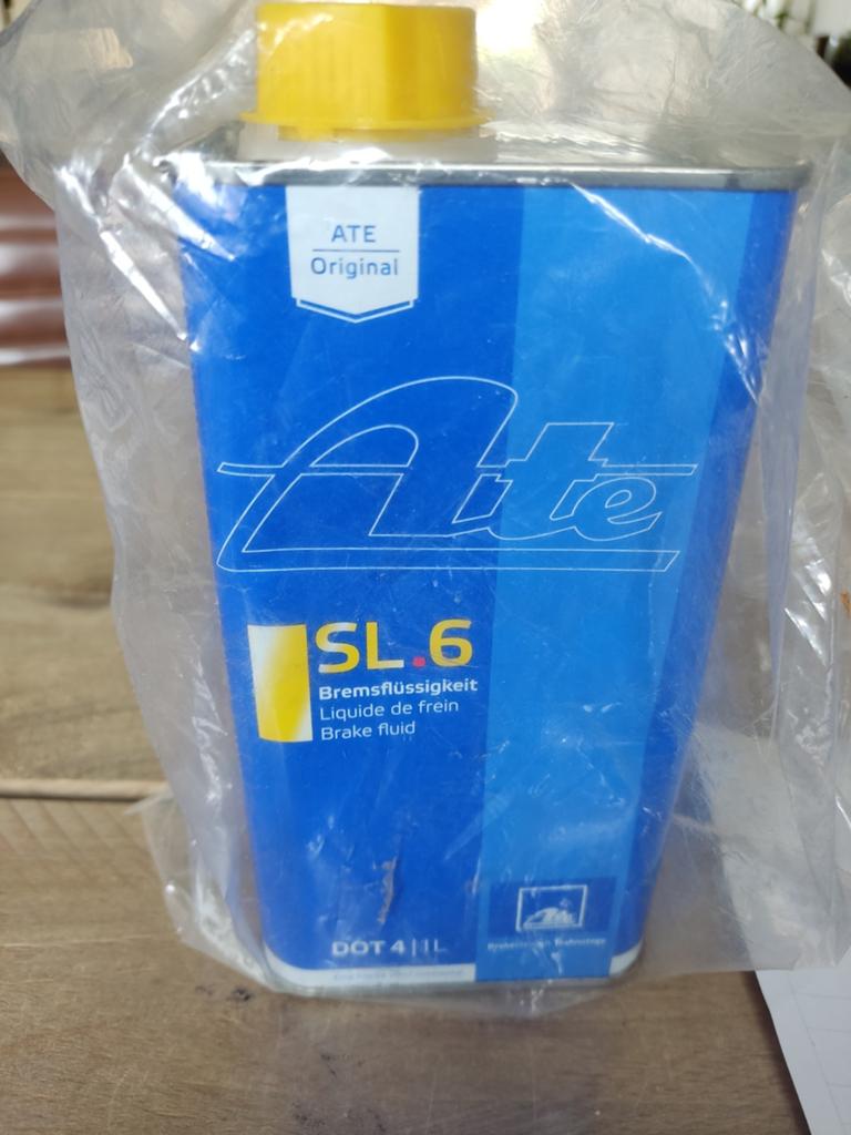 DOT4 remvloeistof Ate SL.6 1Liter, Ophalen of Verzenden, Nieuw, Universele onderdelen