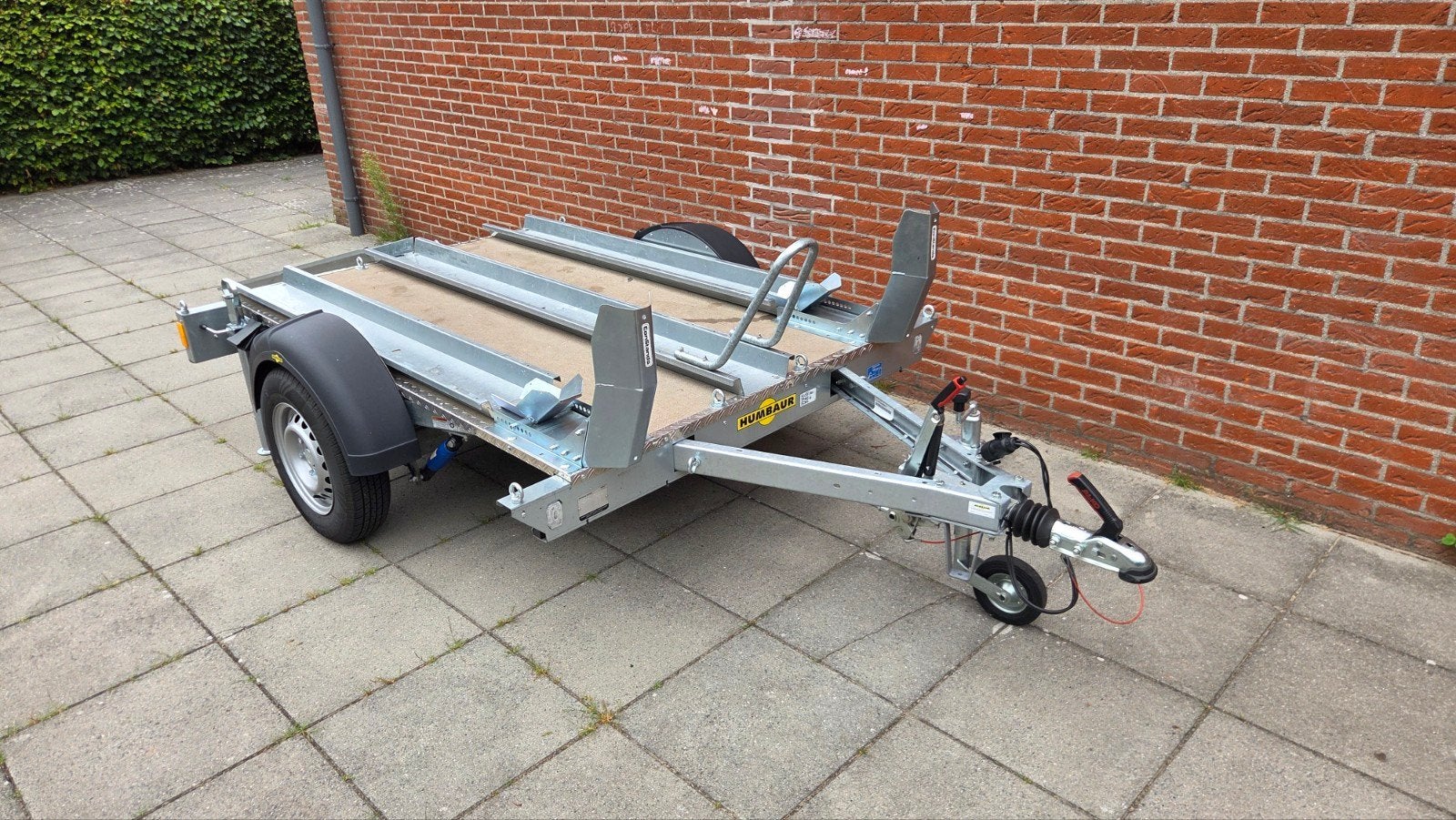 Geremde motortrailer te huur Zwolle | Tot 3 motoren, Ophalen
