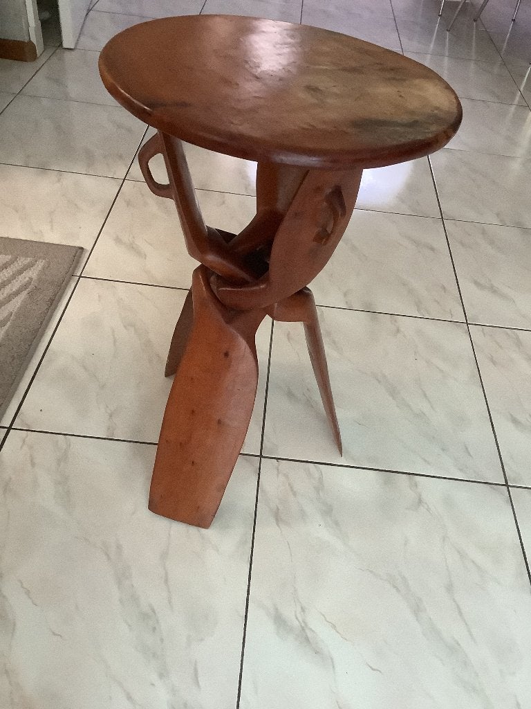Bruine premium handgemaakte notenhouten bijzettafel 65x42 cm, Ophalen, Minder dan 55 cm, Gebruikt, Rond